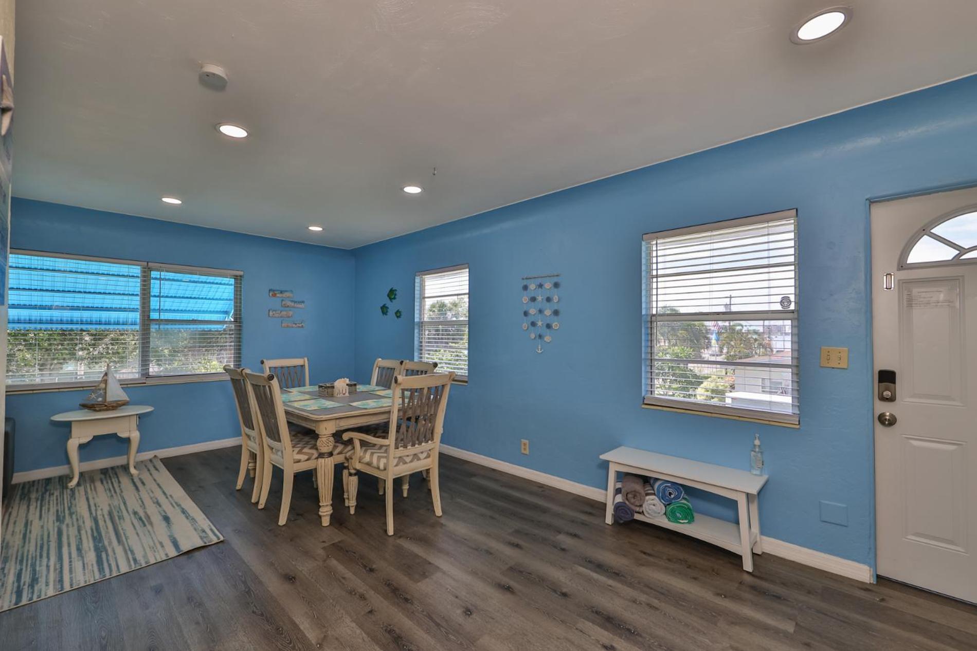 Lovely Vacation Home 1 Block From Beach & Downtown Gulfport St. Petersburg Exteriör bild