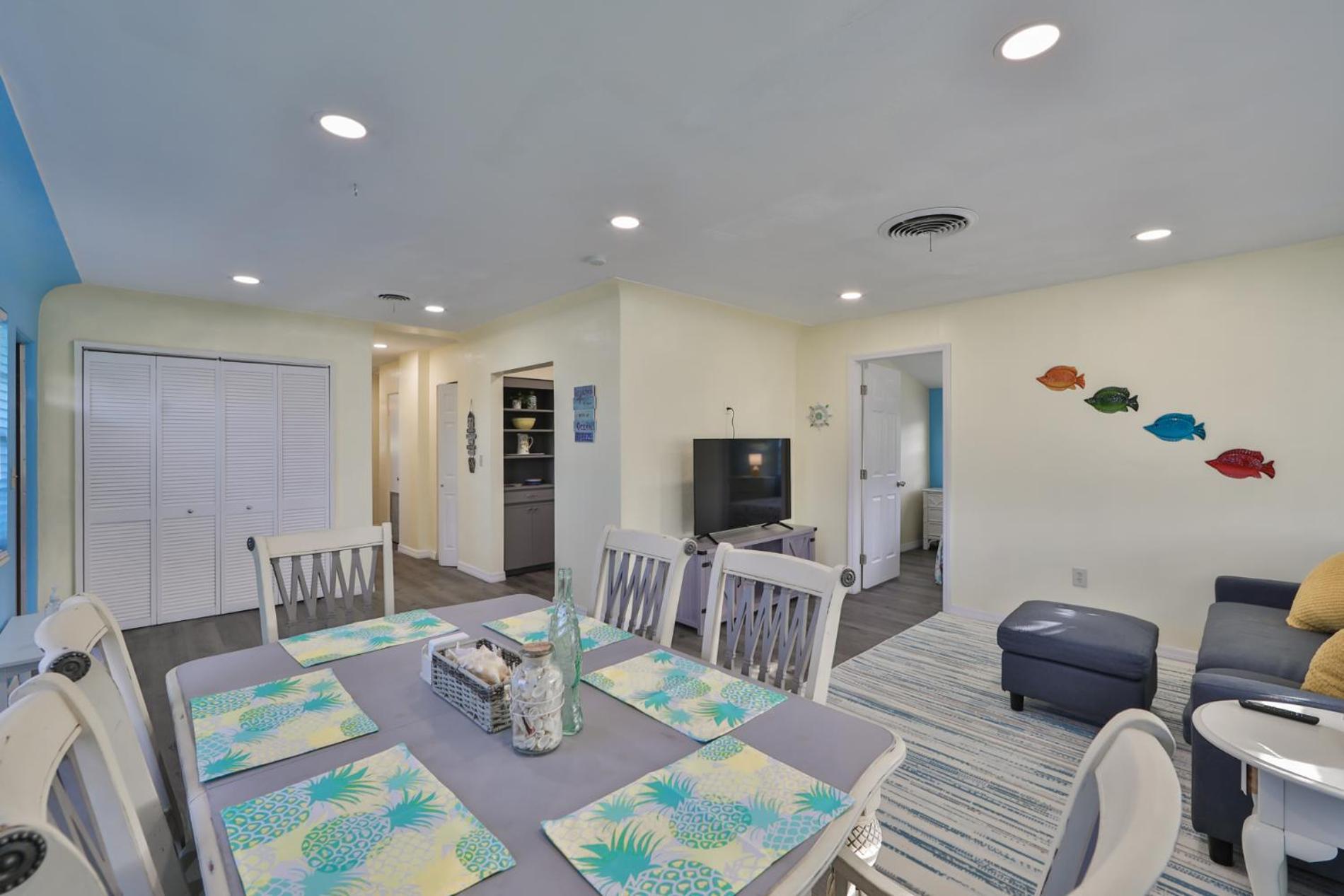 Lovely Vacation Home 1 Block From Beach & Downtown Gulfport St. Petersburg Exteriör bild